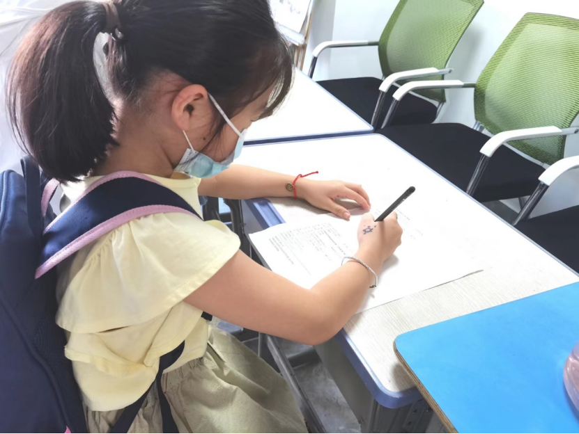 携手无邪 共创无邪 浙江商业职业技术学院学子开展返乡反邪实践726.png 携手无邪 共创无邪 浙江商业职业技术学院学子开展返乡反邪实践726.png